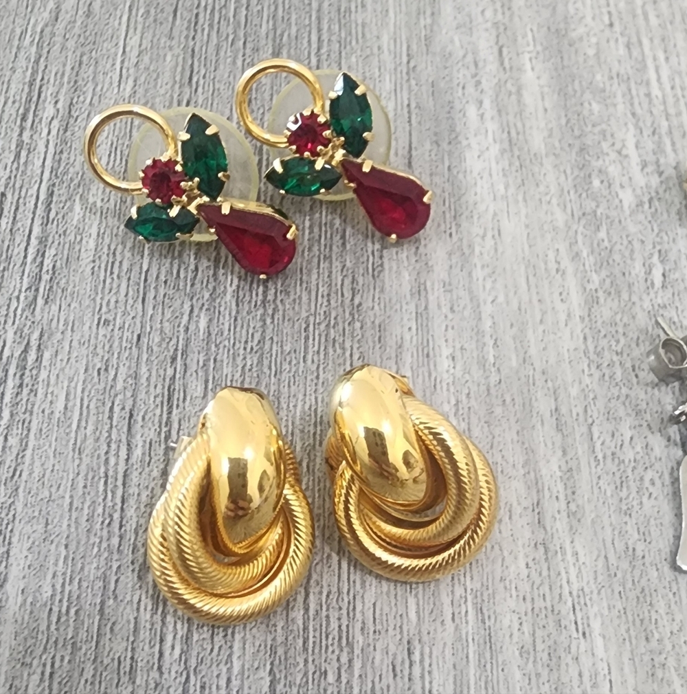Elegant Gold and Red Earrings Bundle - Picture 3 of 5